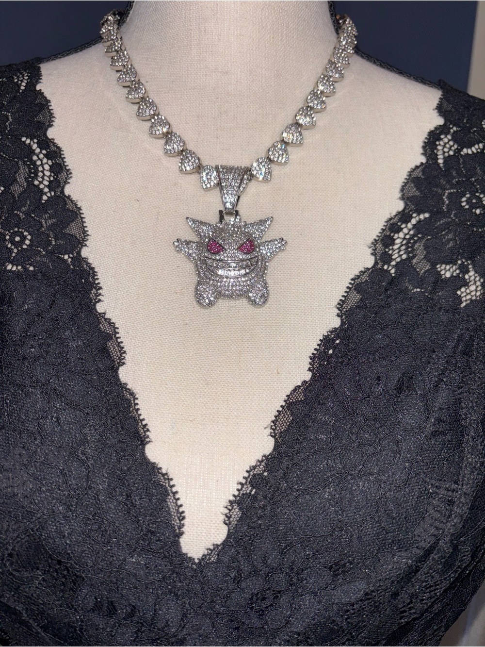 Silver-Tone GENGAR Pokemon Pendant and necklace